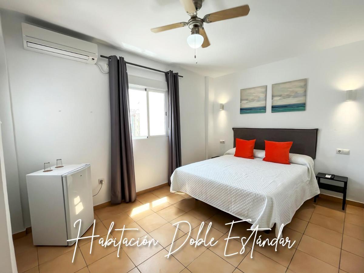 Micaela Charming Hostal Torremolinos Exterior foto