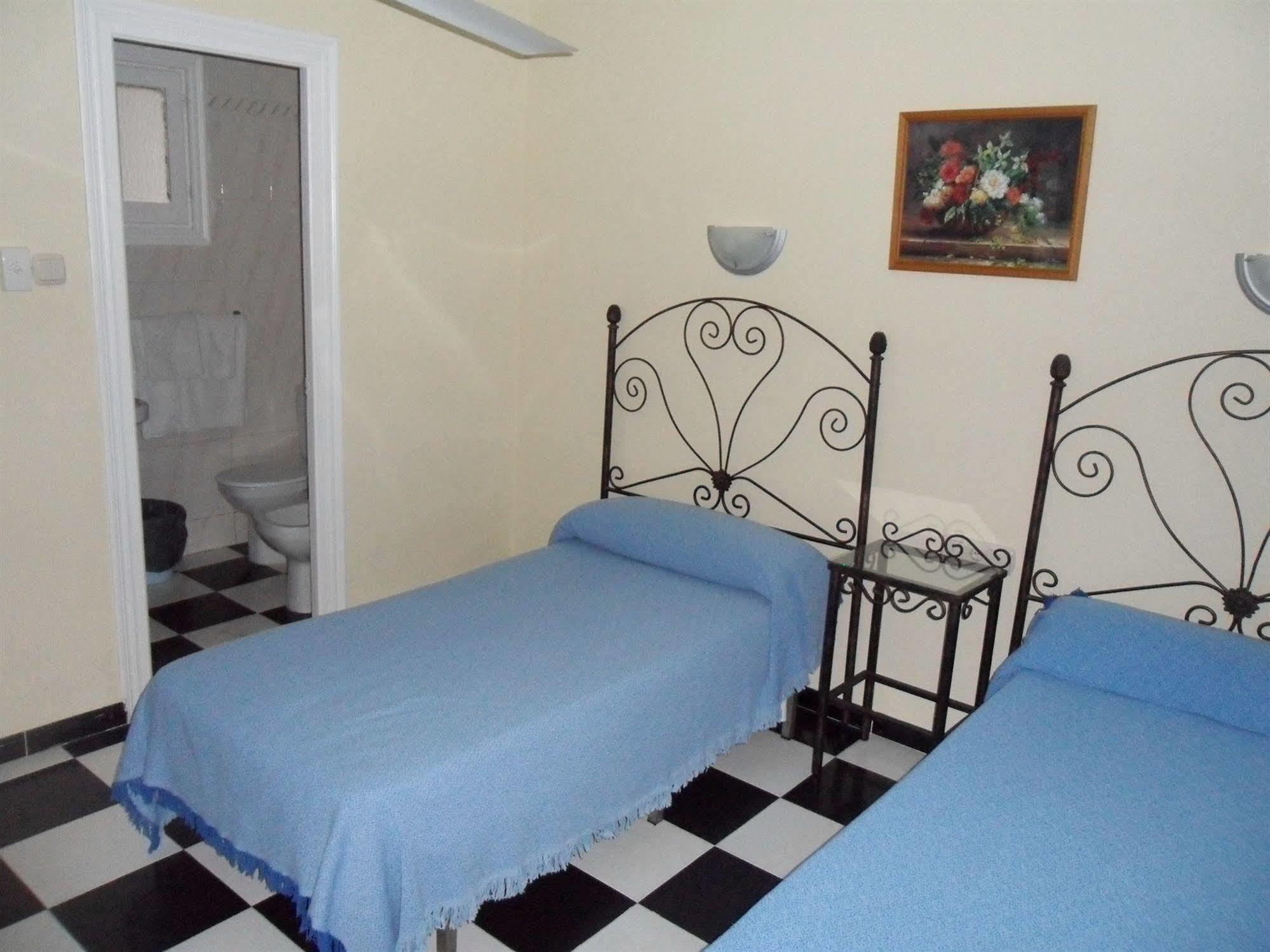 Micaela Charming Hostal Torremolinos Exterior foto